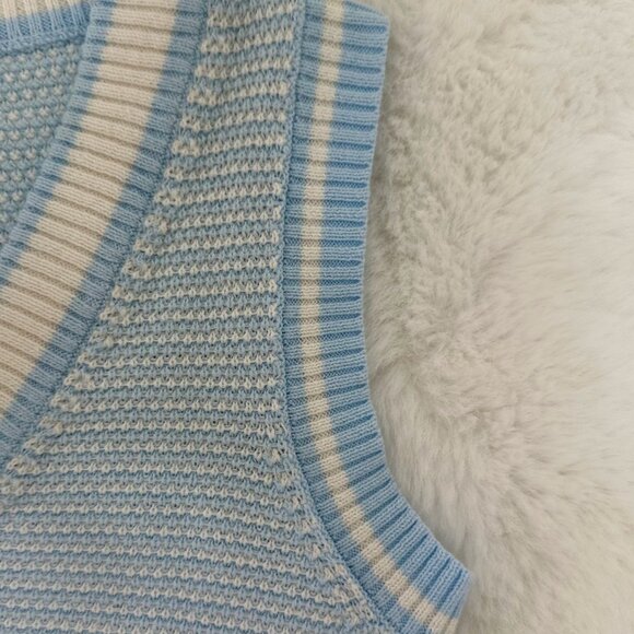Cat & Jack Girls Light Blue Knit Sweater Vest - Picture 2 of 6
